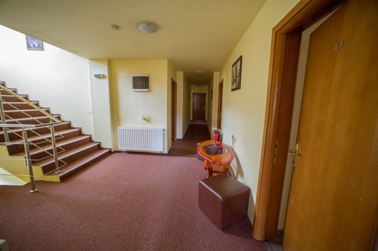 White Horse Hotel Predeal Exterior foto